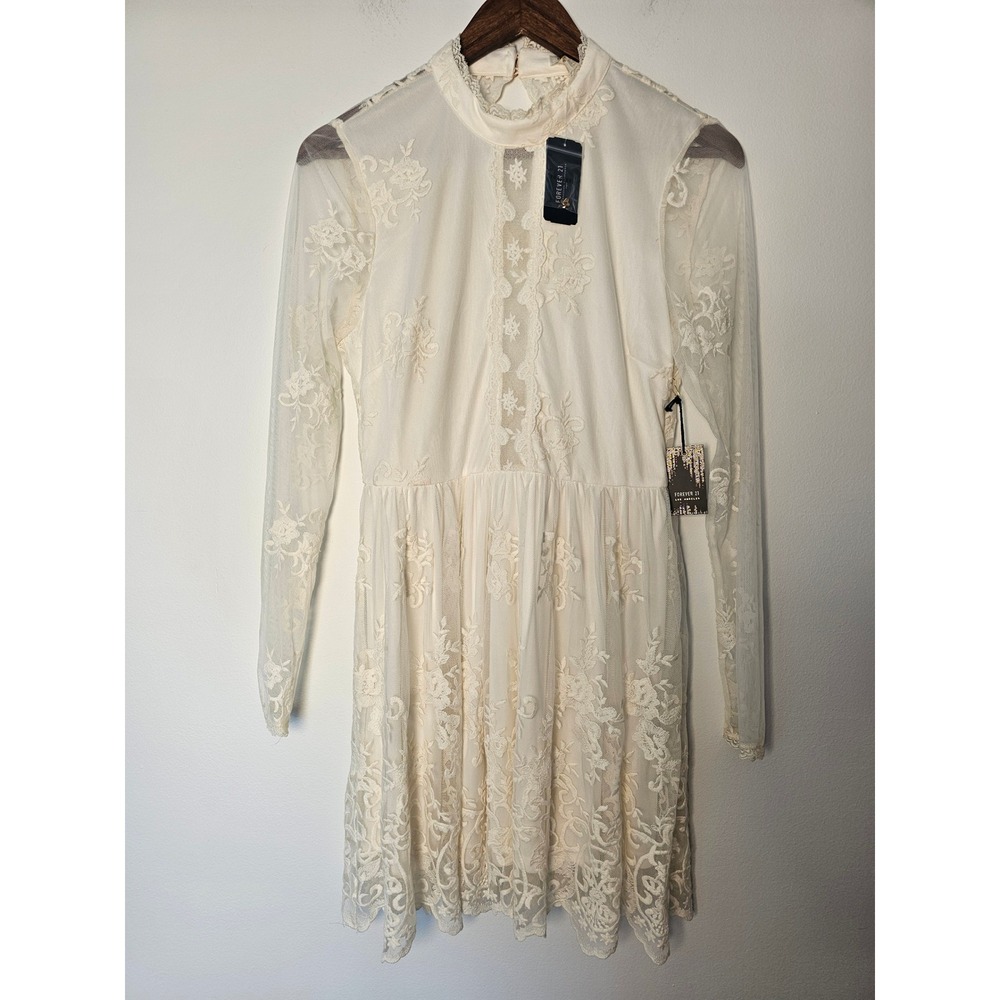 [Cottagecore] Forever 21 Floral Lace Mini Dress Womens L Cream Open Back‎ NWT - Picture 2 of 12